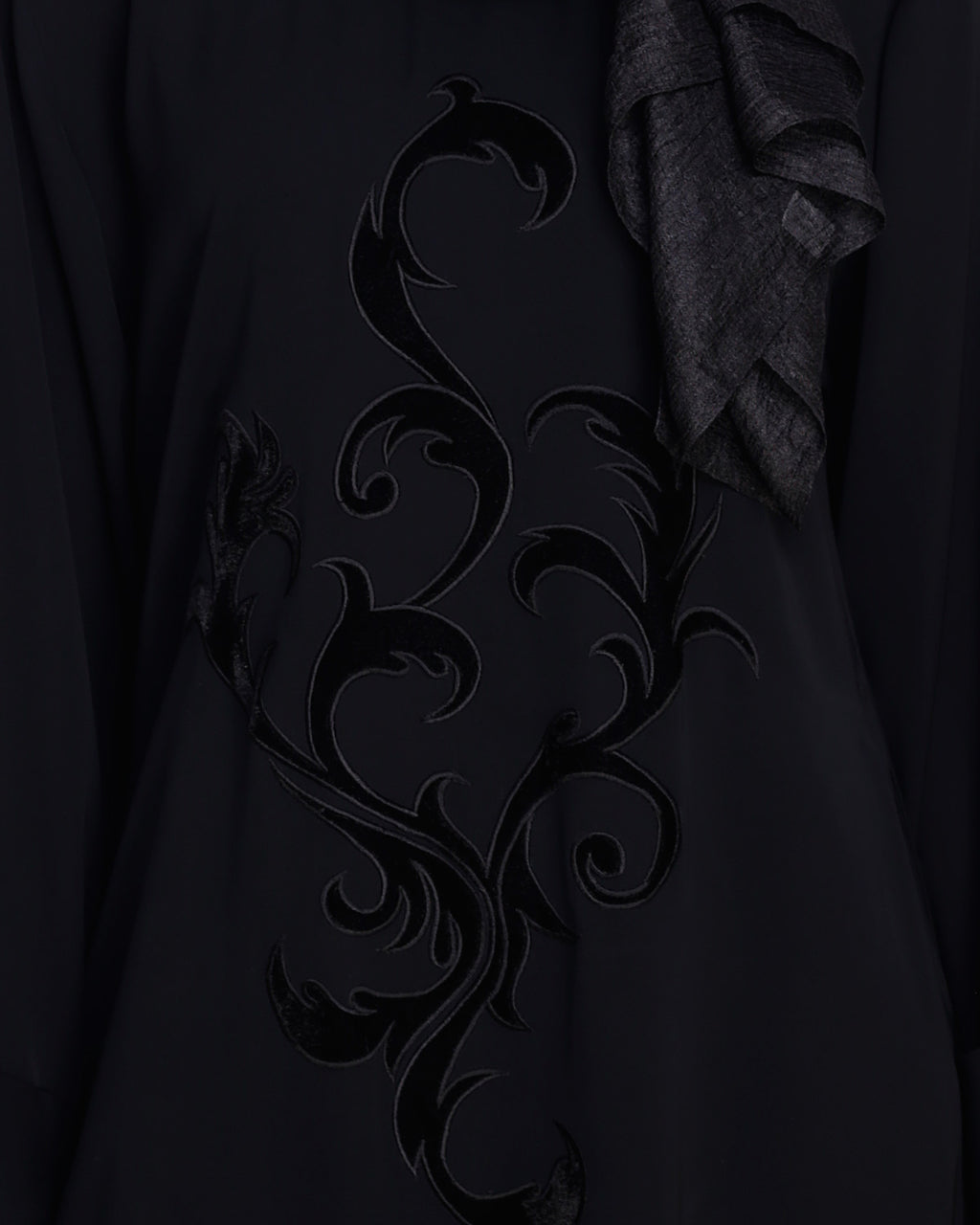 Plush Dubai Style Abaya Black
