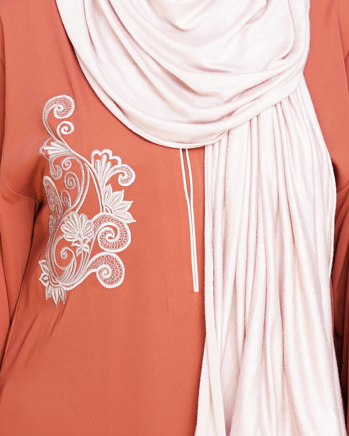 Resham Ornate Dubai Style Abaya Red