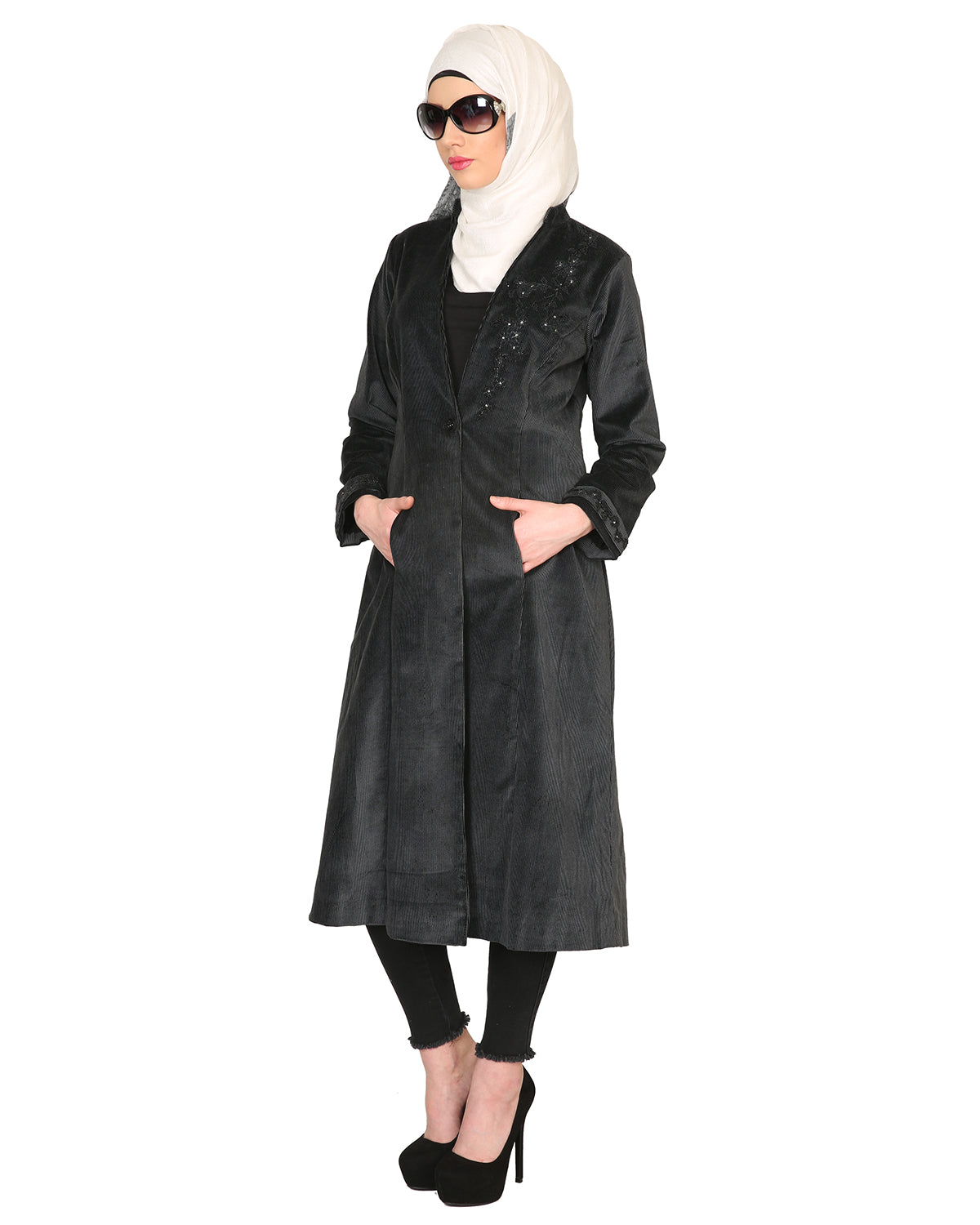 Velvet Pearl Hand-Embroidery Coat Black