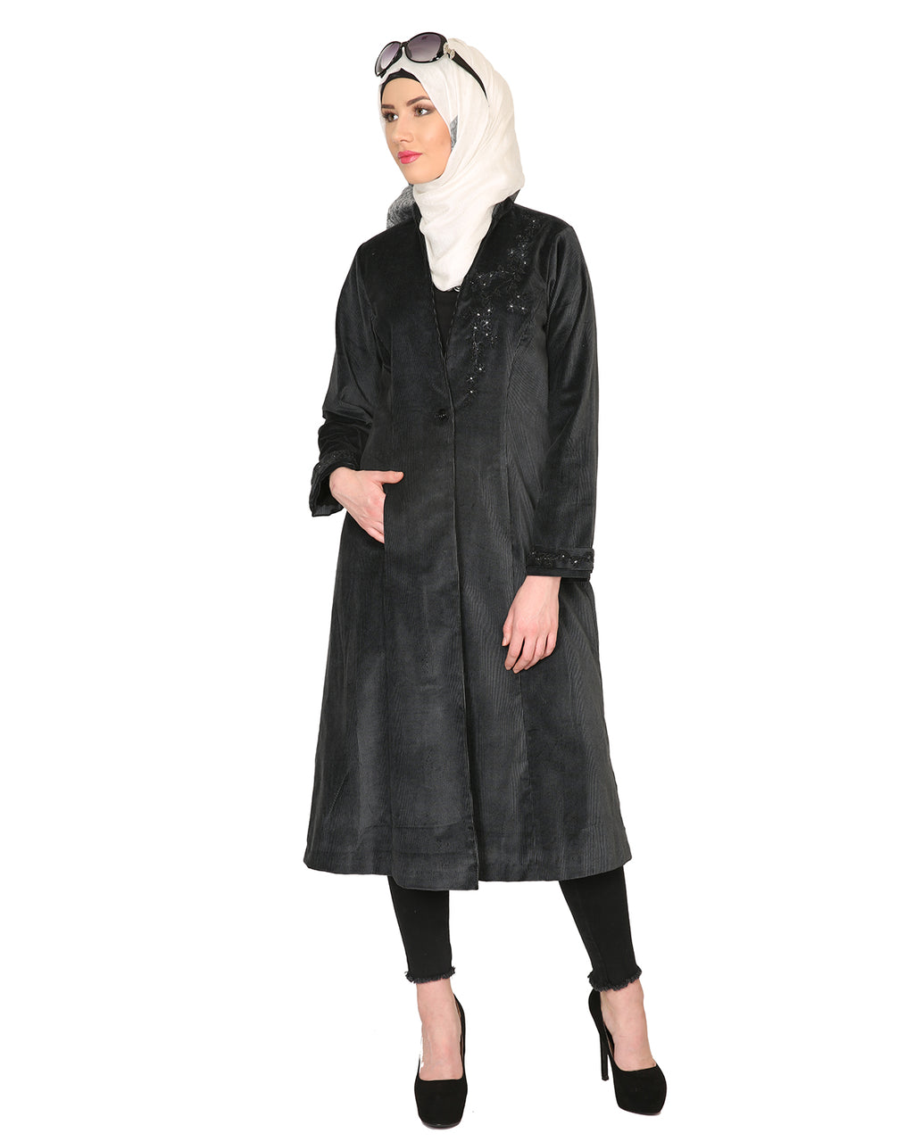 Velvet Pearl Hand-Embroidery Coat Black