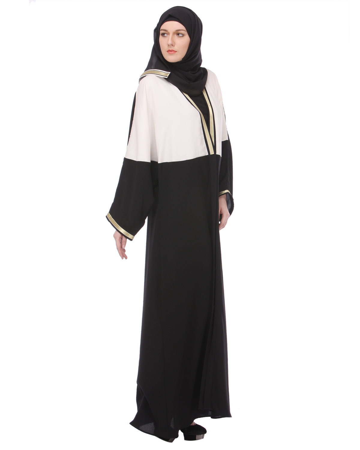 Arabian Style Flowy Abaya Beige & Black