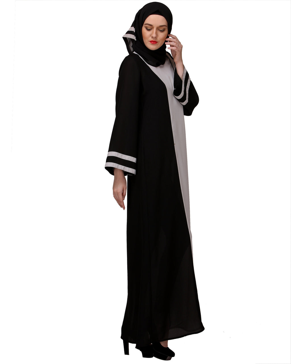 Breezy Black & White casual Abaya