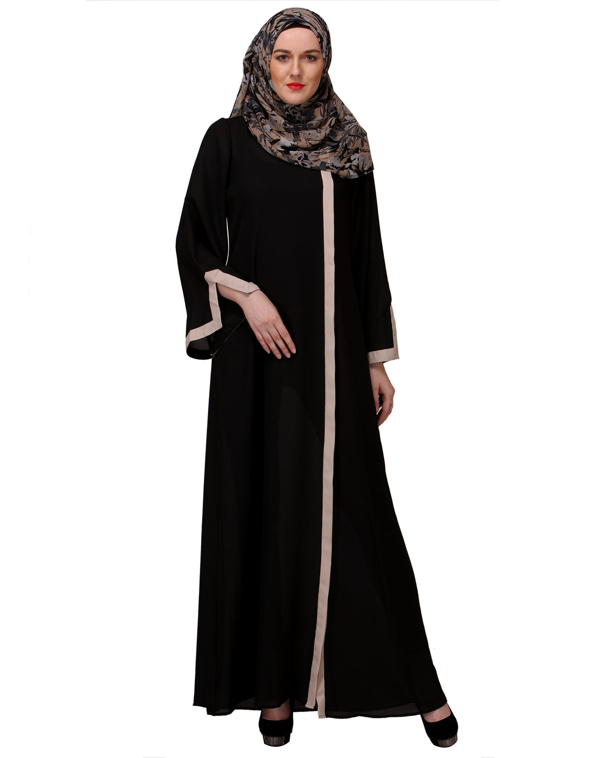 Slit Sleeve Black & Beige Abaya Black & Beige