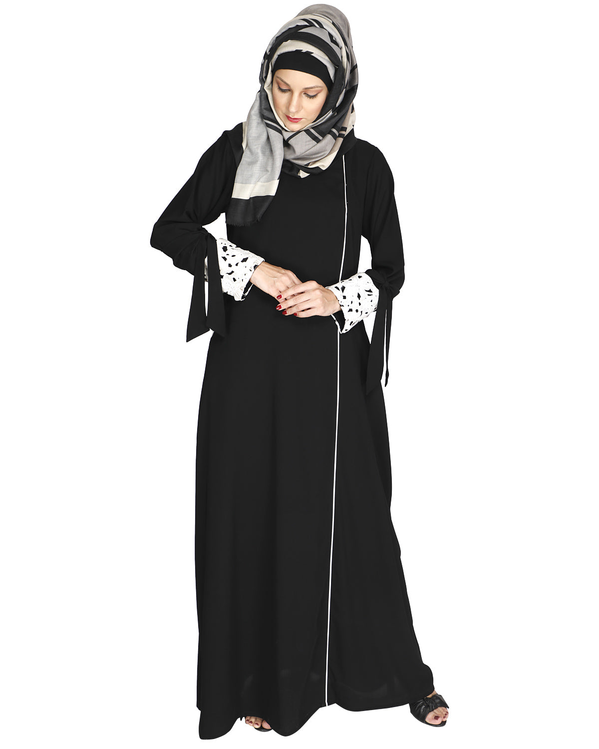 Lace & Bow Detailed Abaya Black