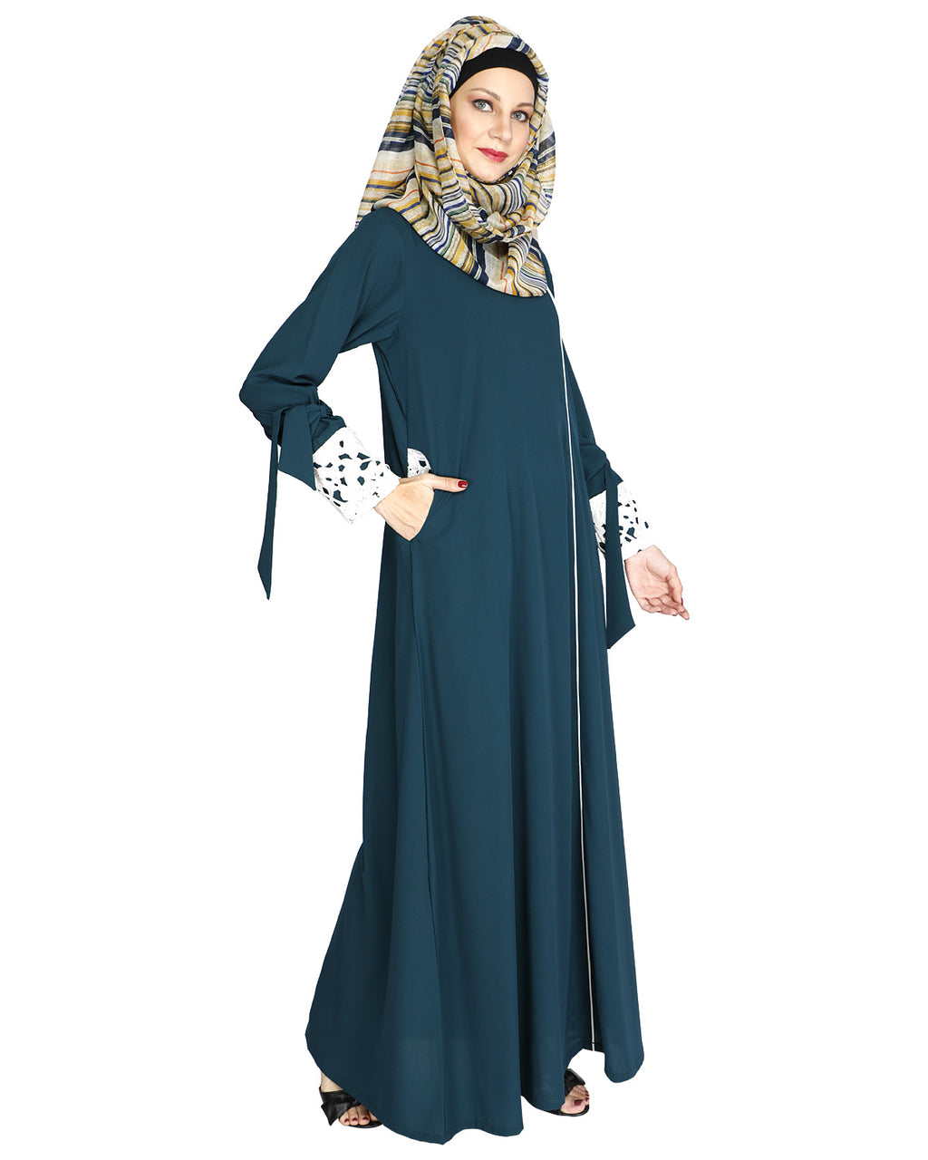 Lace & Bow Detailed Abaya Bottle Green
