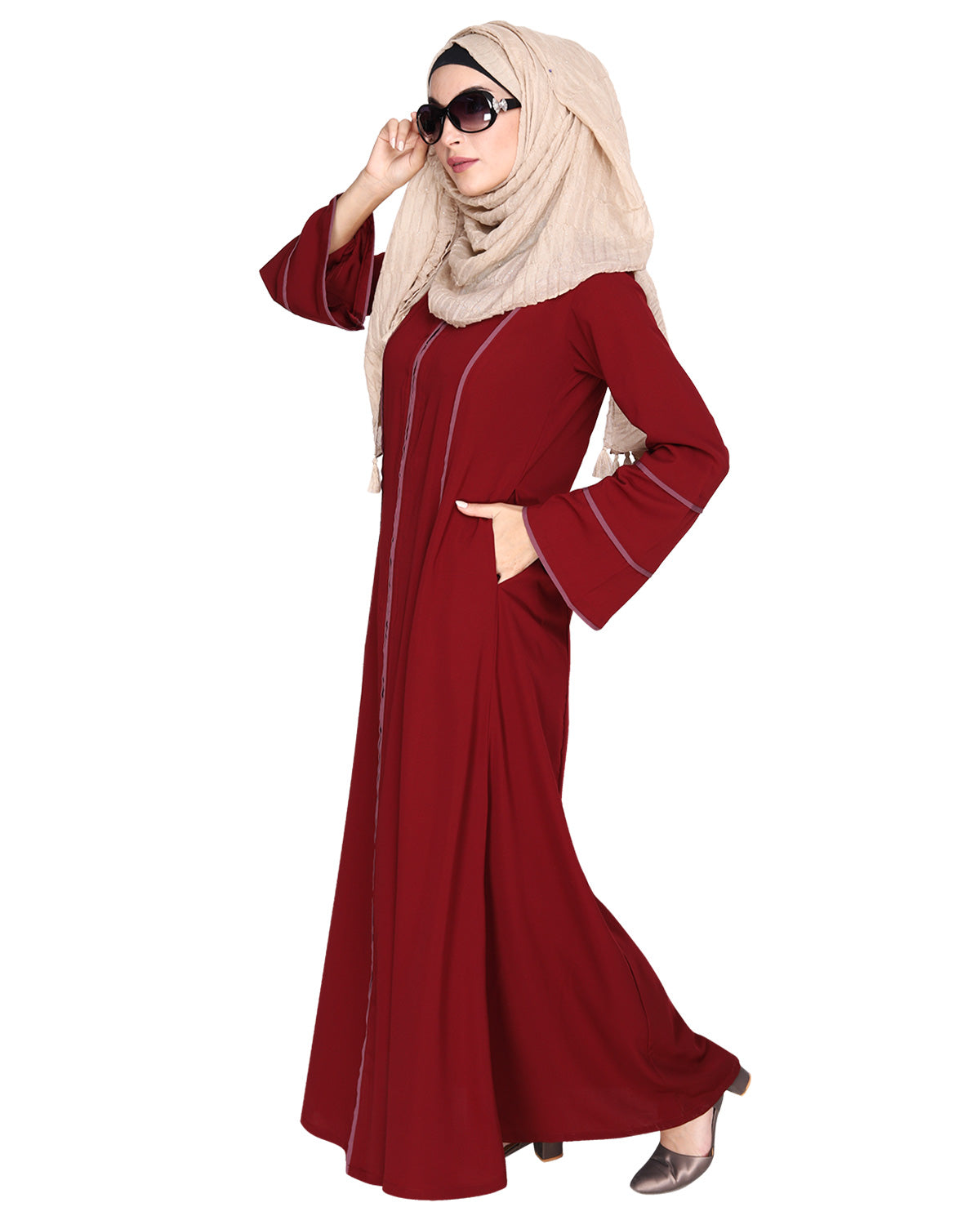 Snazzy Abaya with Sage Green Piping Design Maroon