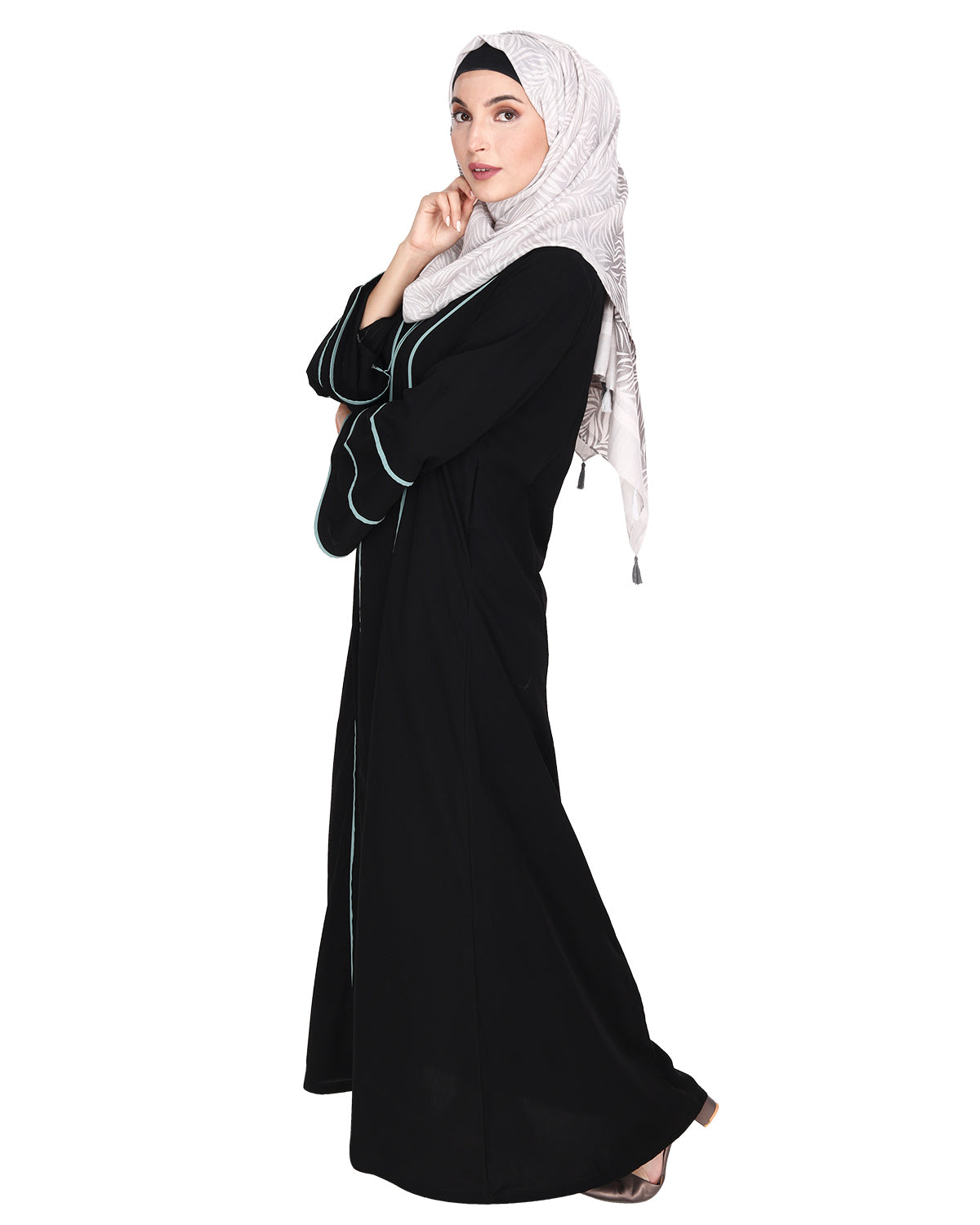 Snazzy Abaya with Sage Green Piping Design Black