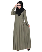 An Umbrella style stunning pleated abaya with Pinstriped Yolk Dead Mint