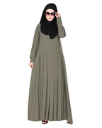 An Umbrella style stunning pleated abaya with Pinstriped Yolk Dead Mint