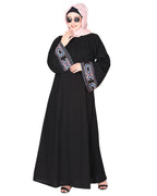 A pretty smooth flowing Bohemian Bell Sleeves abaya Black