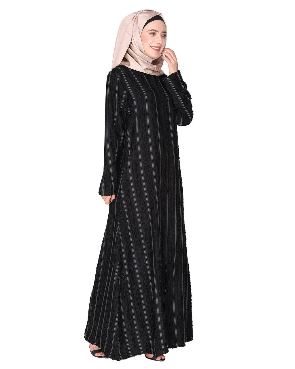 Affluent front open zipped black abaya in fancy Pin striped furr fabric Black