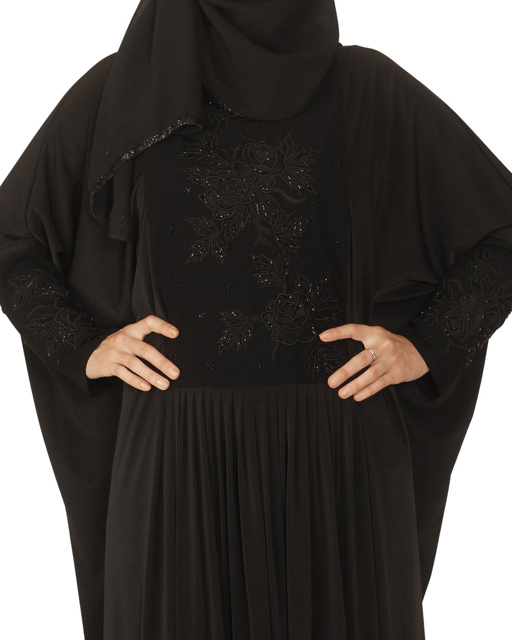 Kaftan wth Katdana Embroidery Black
