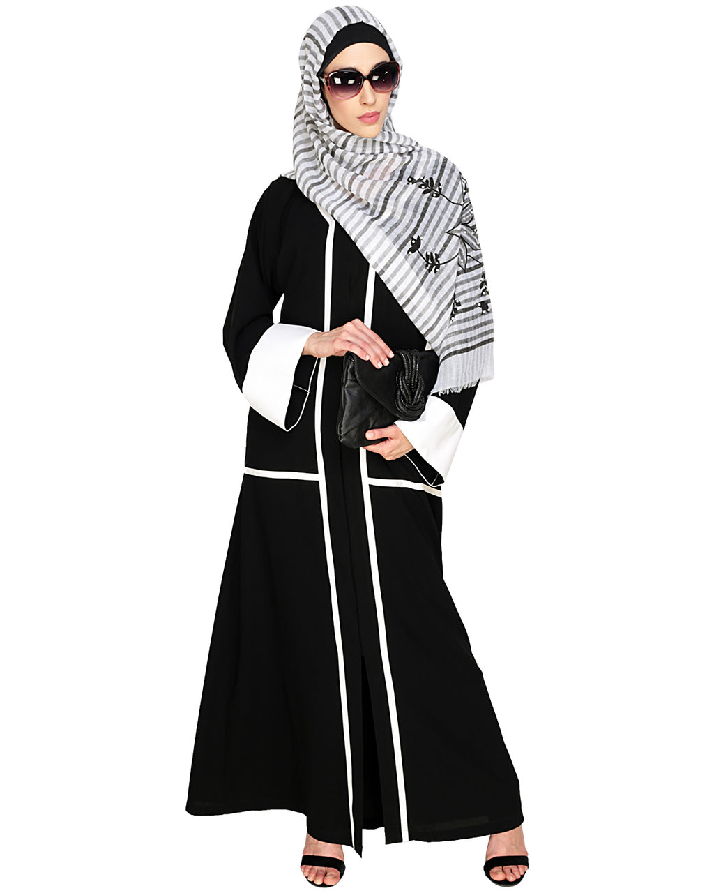 Elegant Black Dubai Style Abaya with Detailing Black