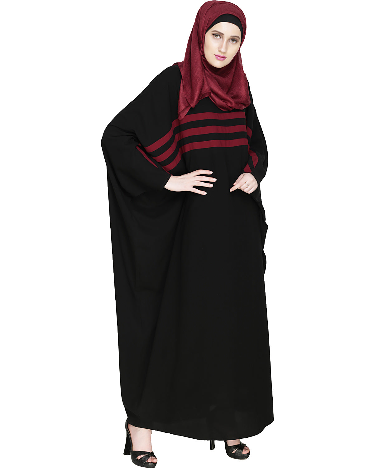 Sporty Kaftan With Black Detailing Wine
