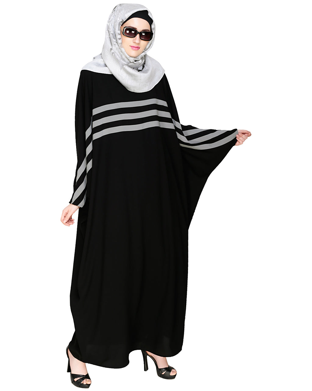 Sporty Kaftan With Black Detailing Wine