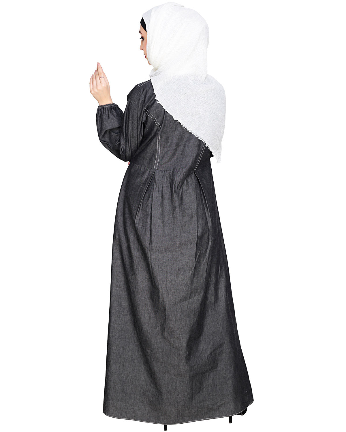 Box Pleated Abaya Black