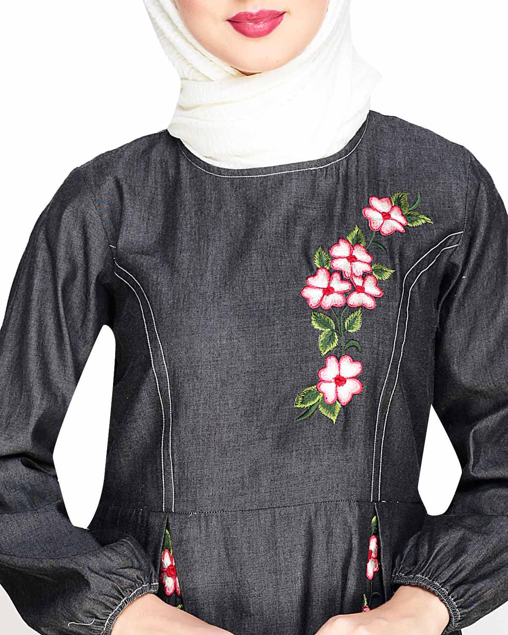 Box Pleated Abaya Black