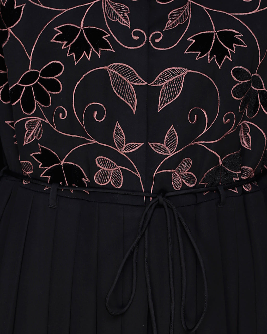 Sylvan Pleated Dubai Style Abaya Black S