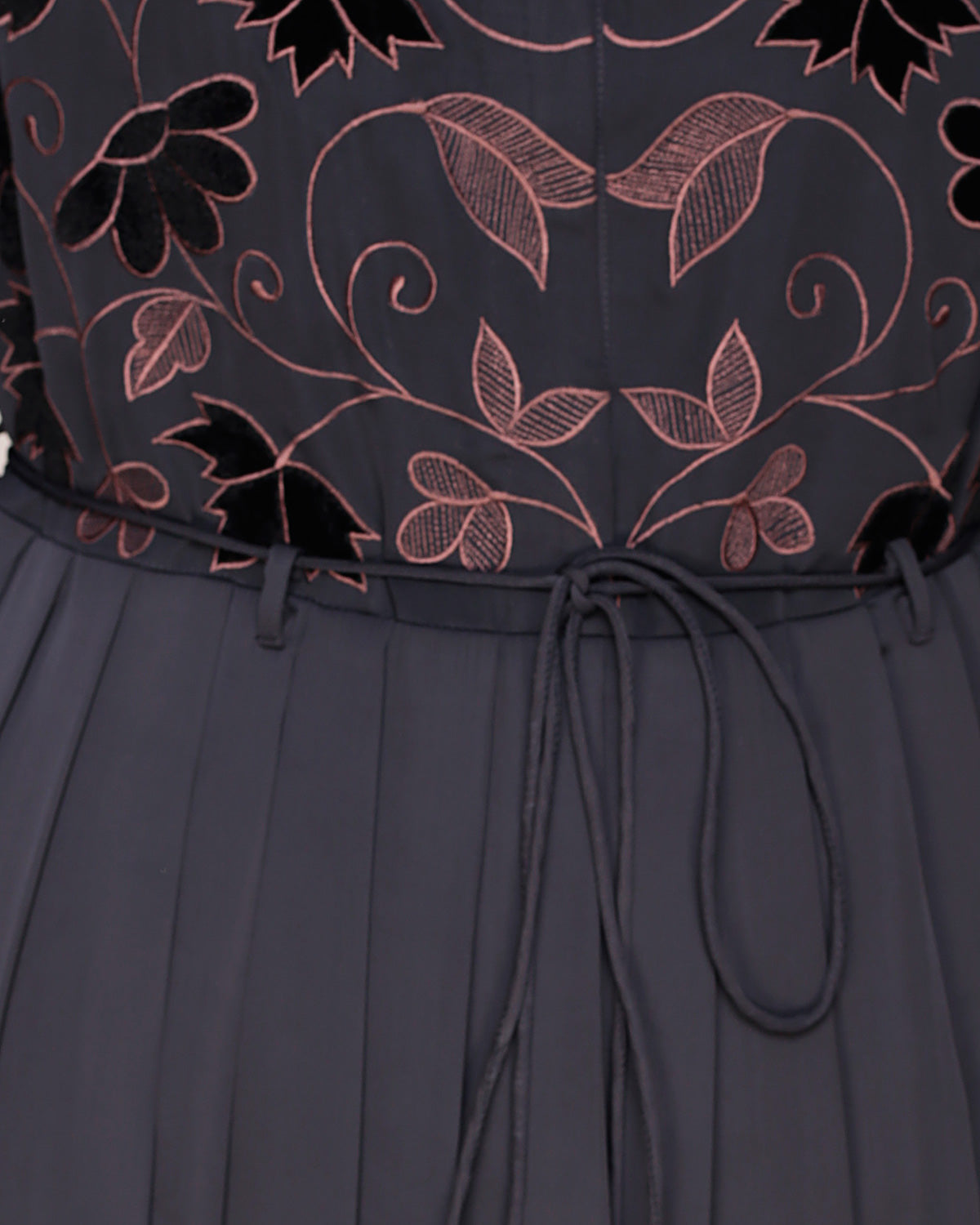 Sylvan Pleated Dubai Style Abaya Grey S