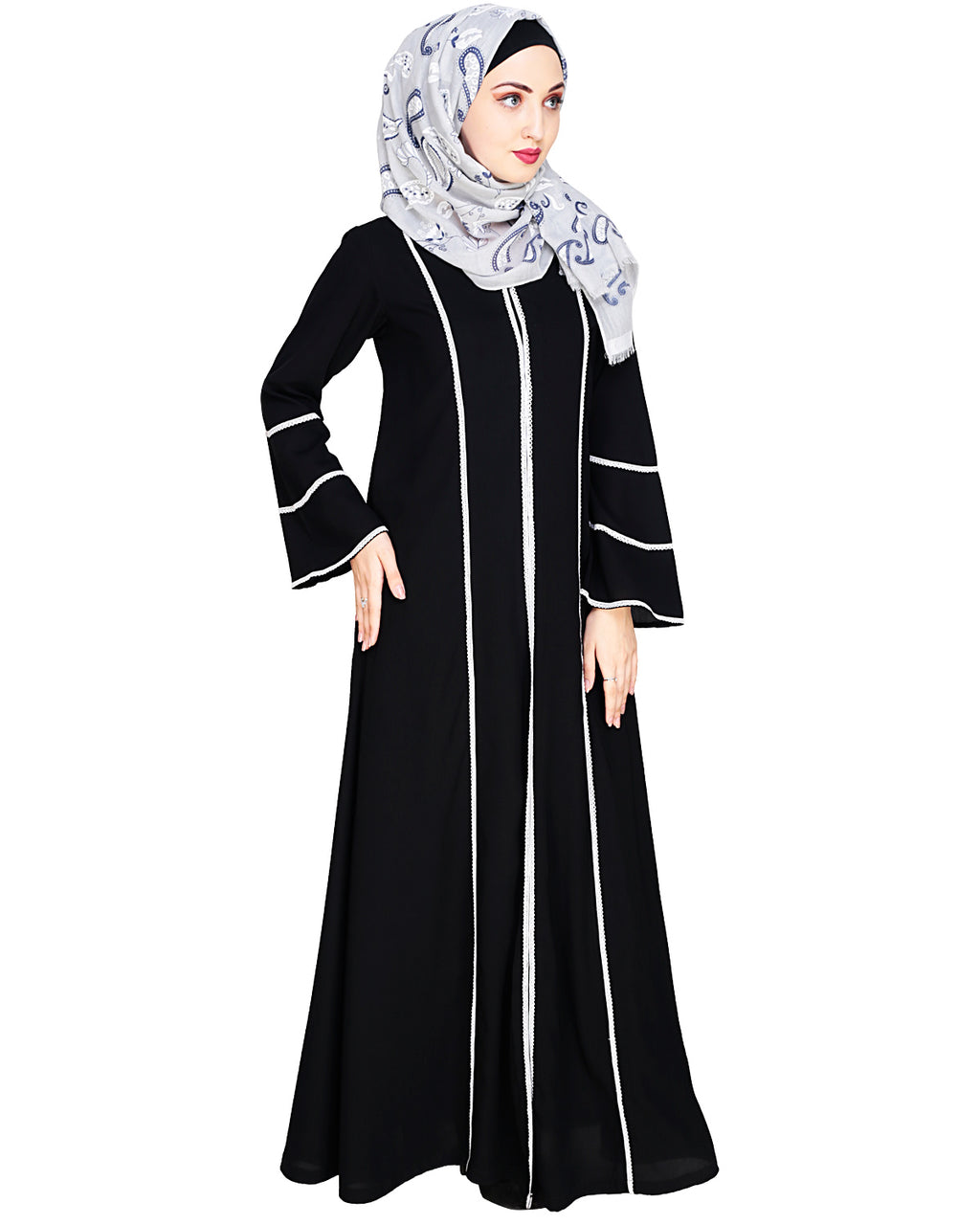 Snazzy Lace Abaya