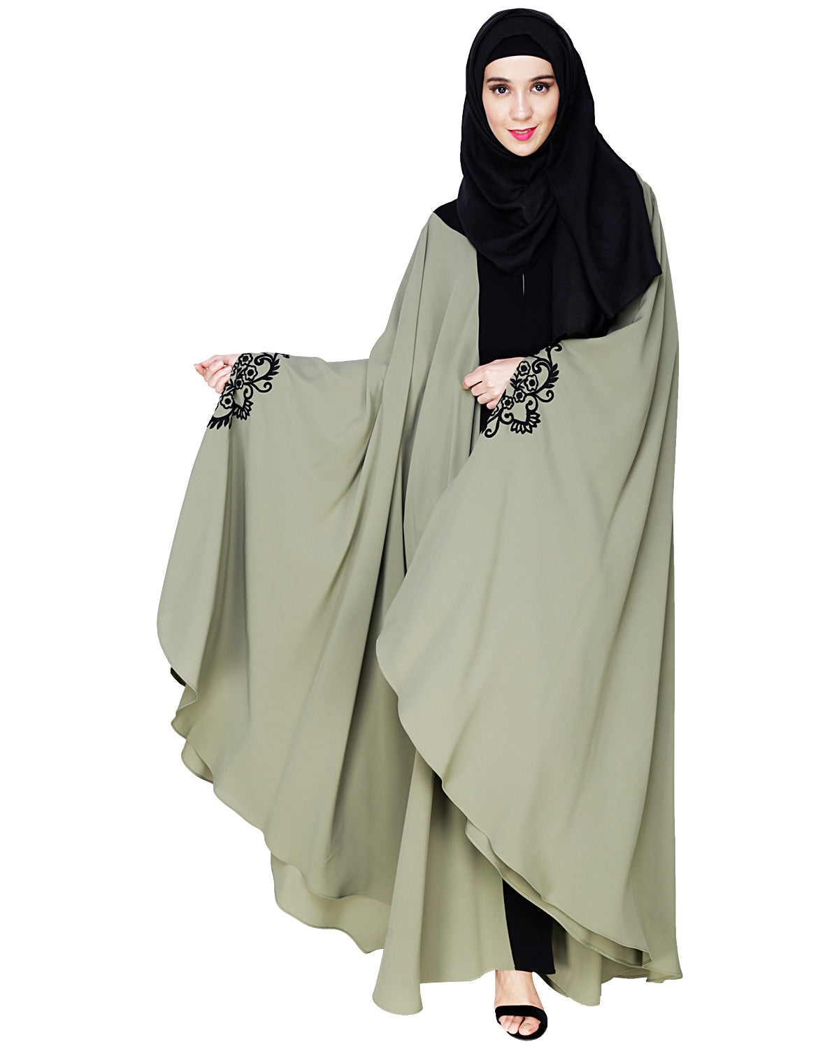 Delicate Embroidered Irani Kaftan Dead Mint