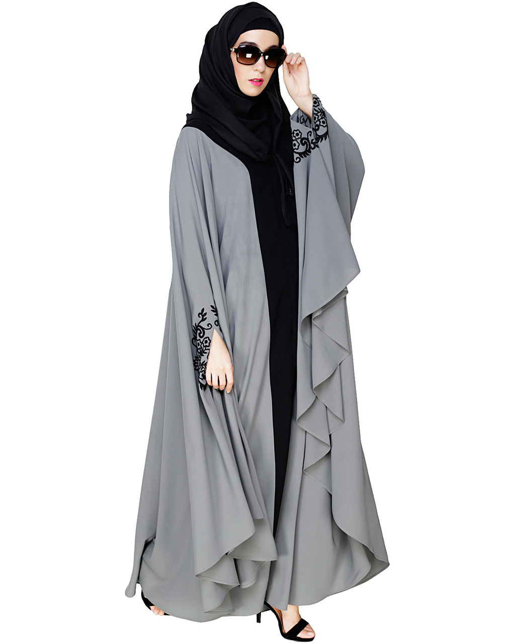 Delicate Embroidered Irani Kaftan Grey