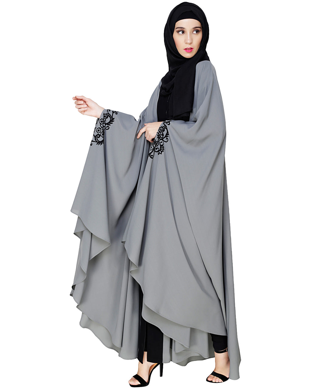 Delicate Embroidered Irani Kaftan Grey