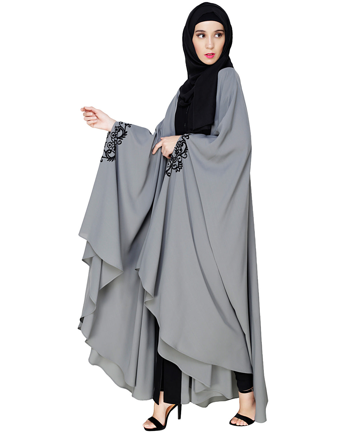 Delicate Embroidered Irani Kaftan Grey