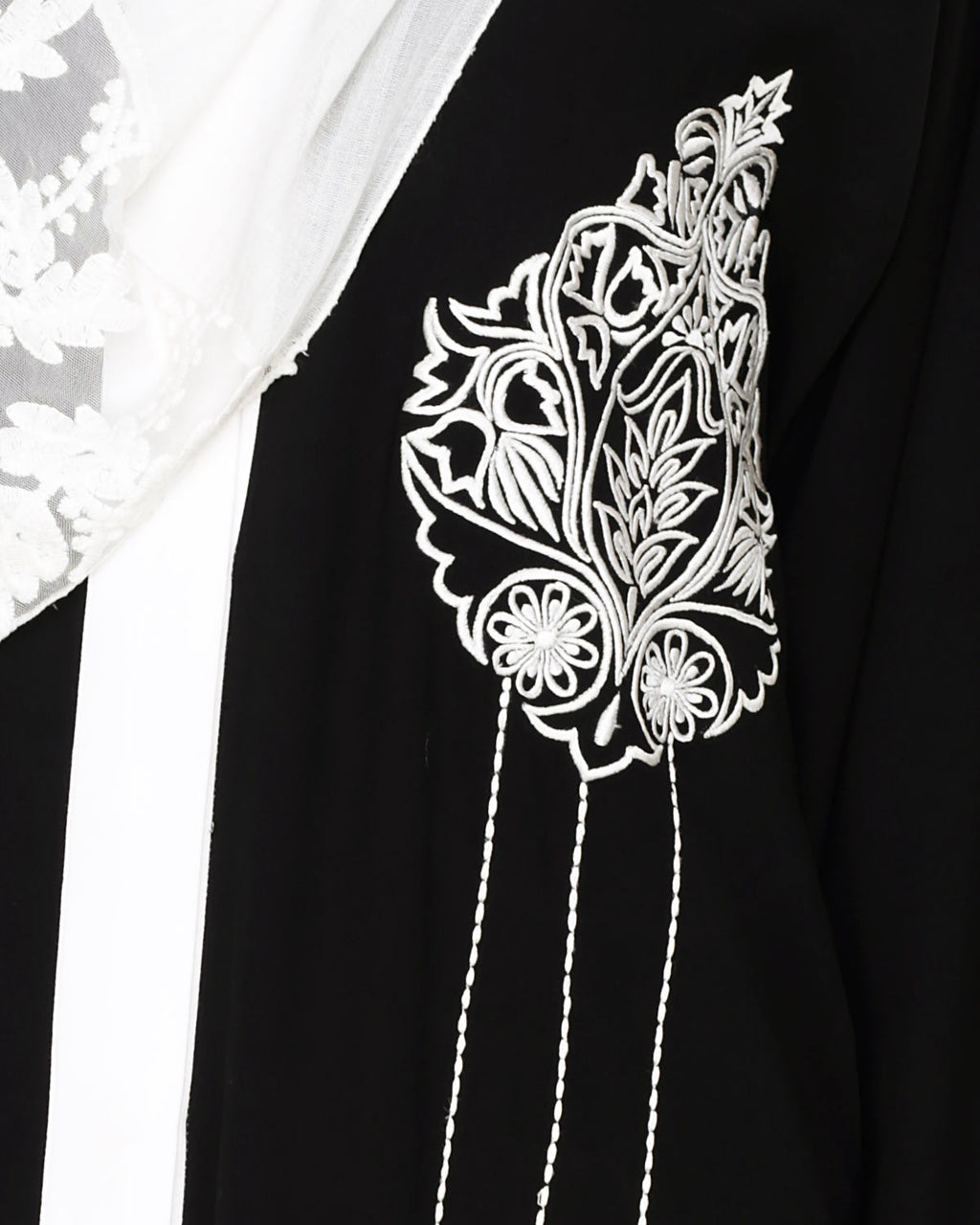 Contrast Embroidered Dubai Style Abaya Black