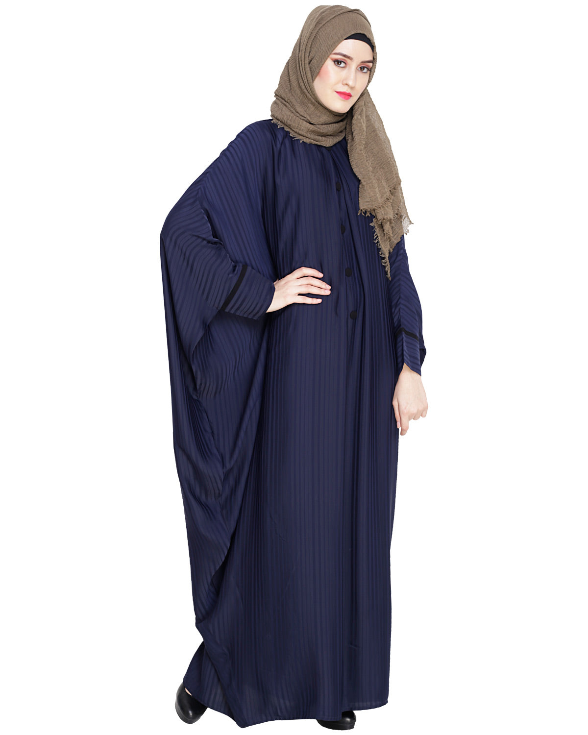 Graceful Pleated Black Kaftan Umber Brown