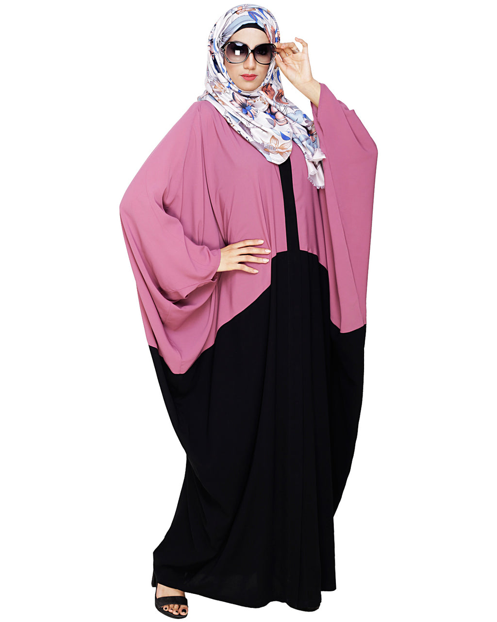 Strikingly Beautiful Dark Grey Embroidered Kaftan