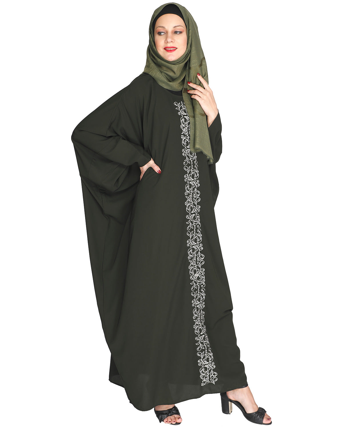 Flouncy Black Kaftan Wine