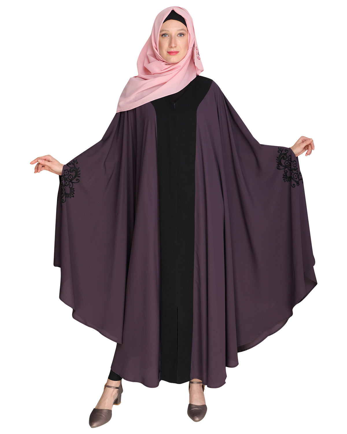 Delicate Embroidered Irani Kaftan Grey